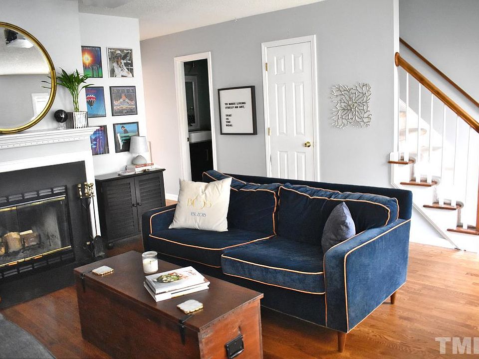 2nd image of 6027 Epping Forest Dr