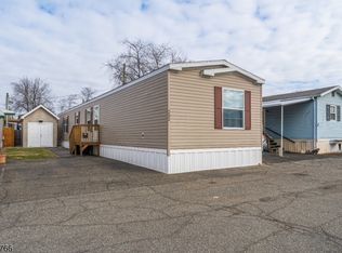 232 Broad St, Lodi, NJ 07644