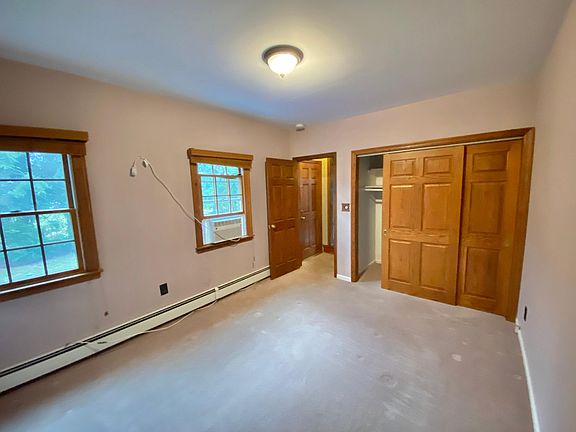 3rd image of 220 Cambon Ave