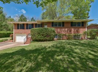 2595 Ben Hill Ave, East Pt, GA 30344