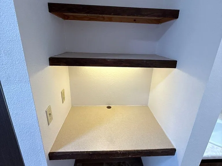 Ashwood Apartments — Photo 11