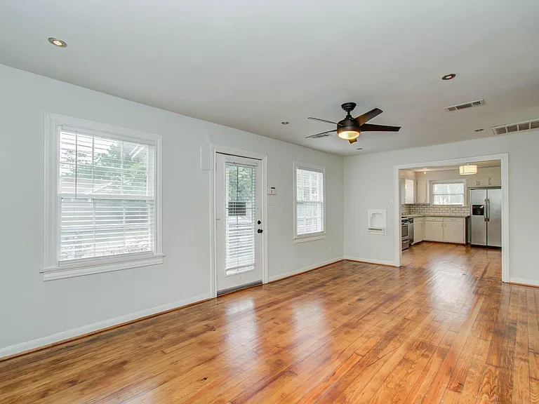 4706 Fisk St — Photo 13