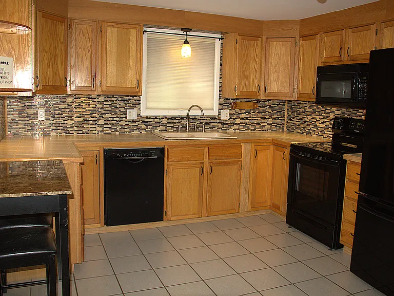 Kitchen with newer appliances