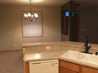 1853 Sandcherry Ct NW, Rochester, MN 55901