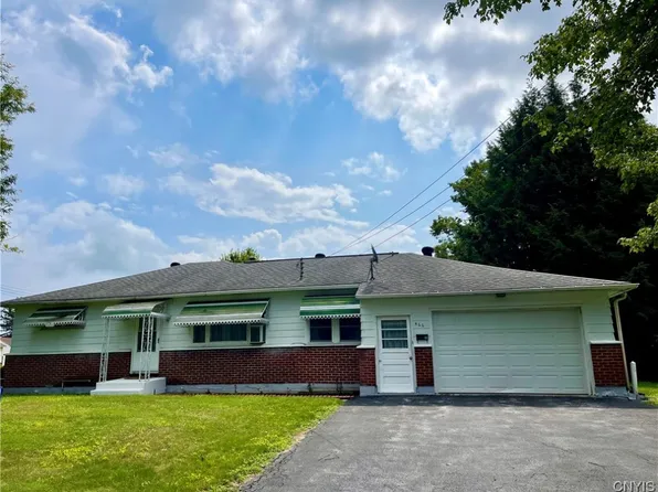 466 Van Ellis Rd, Utica, NY 13502