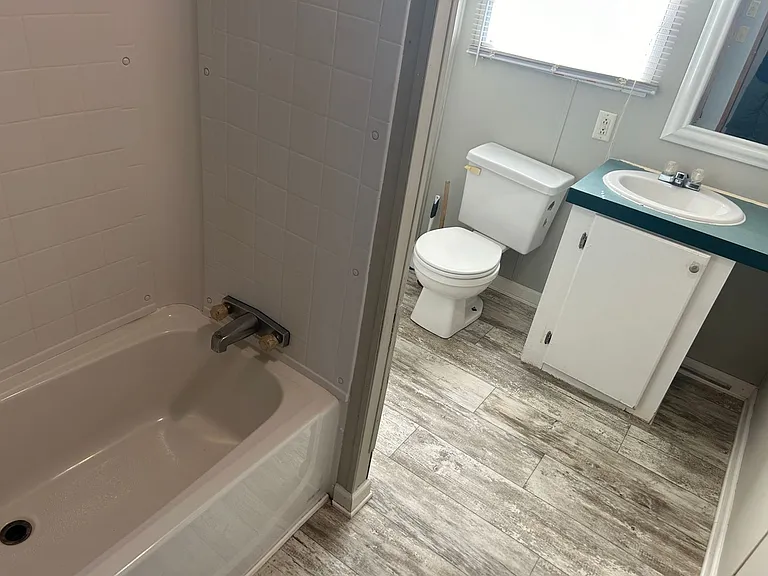 21759 Landwood Trl — Photo 9
