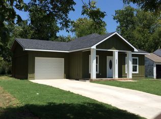 237 E Evans Ave, Bonham, TX 75418