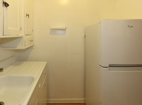 2nd image of 550 W Arlington Pl APT 702
