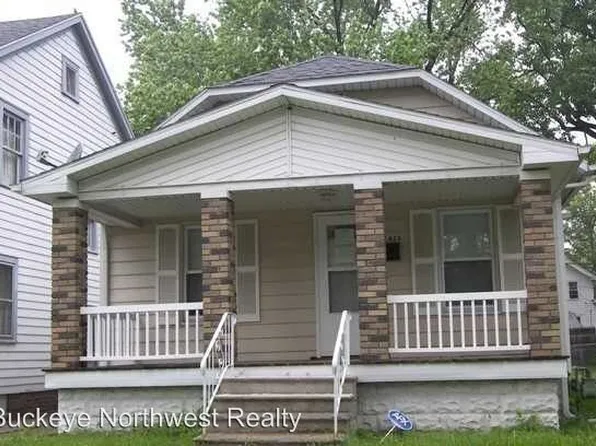 1828 Marlow Rd, Toledo, OH 43613
