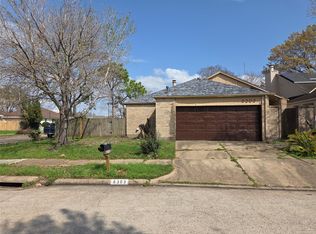 6303 Gladewell Dr, Houston, TX 77072