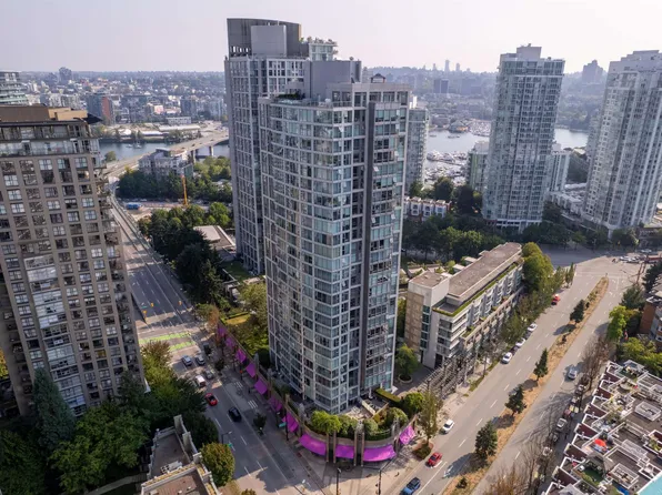 1008 Cambie St #2605, Vancouver, BC V6B 6J7