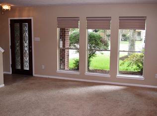 1710 Oak Meadow Dr, Kemah, TX 77565