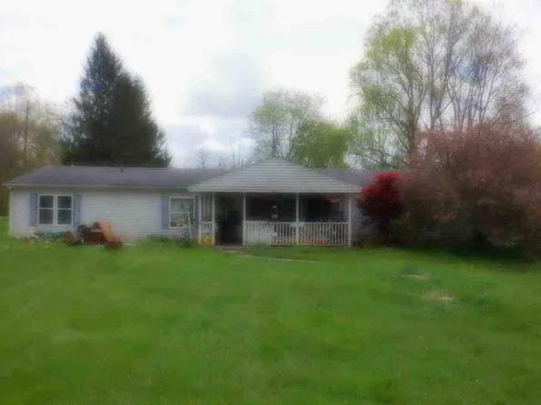 11352 Parkman Rd, Garrettsville, OH 44231