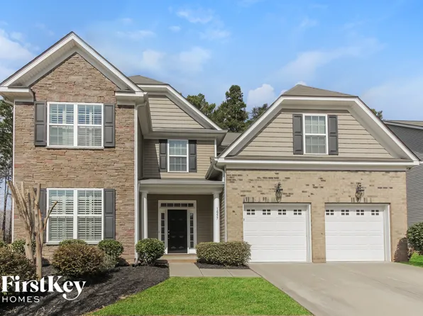 1057 McLaren Dr, Belmont, NC 28012