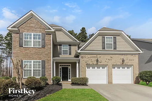 1057 McLaren Dr Photo 1