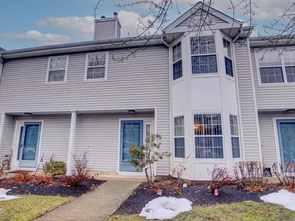 104 Wellington Court #1-4, Manalapan, NJ 07726