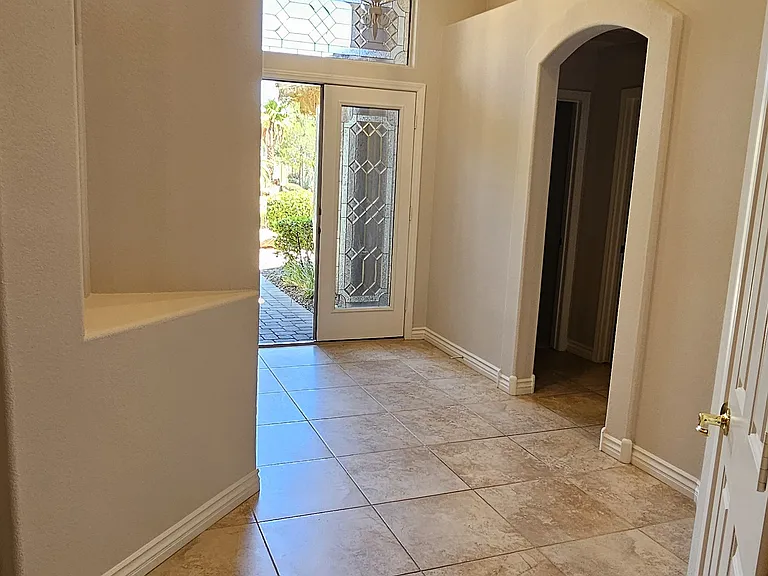 477 Annotto Bay St — Photo 12