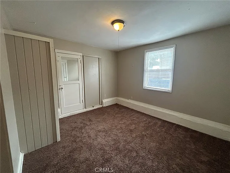 384 W 15th St — Photo 5