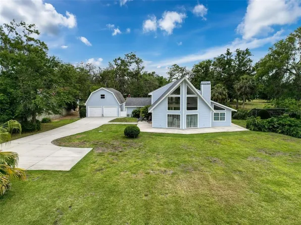 31726 Sylvian Ln, Dade City, FL 33525