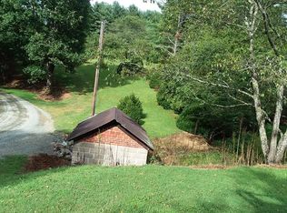 40 Horizon Rd, Galax, VA 24333