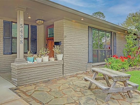 5th image of 5438 Briarbend Dr