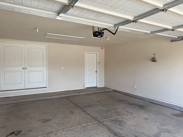 10106 Viola Ave — Photo 18