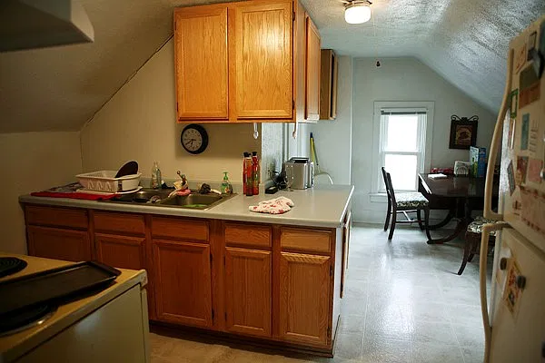2 bed, 1000 sqft, $840 — Photo 4