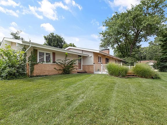 4th image of 54074 Echo Ln