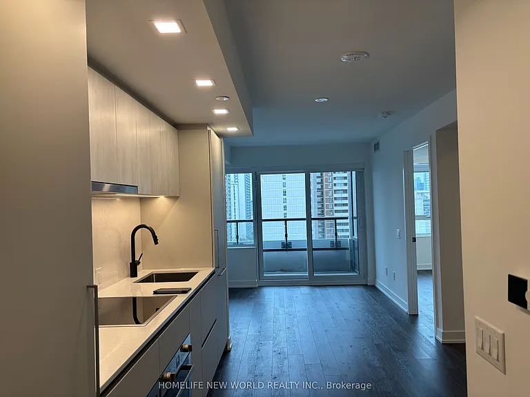 609 Sherbourne St #1311 — Photo 6