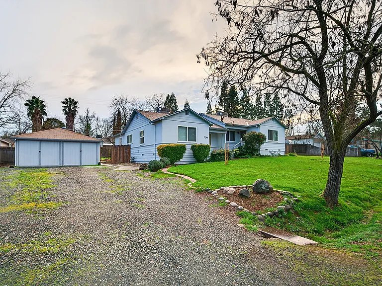 7246 Robin Rd #7246 — Photo 6