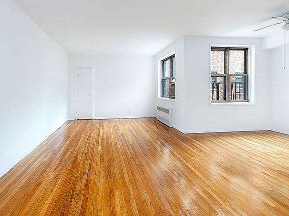 3rd image of 350 E 30th St APT 6N