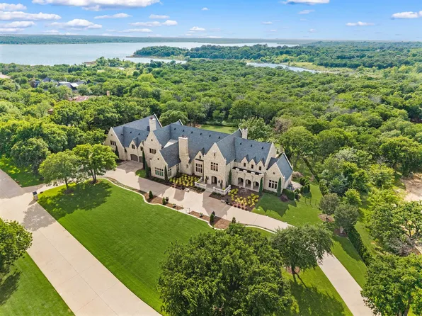 2105 Bayshore Dr, Flower Mound, TX 75022