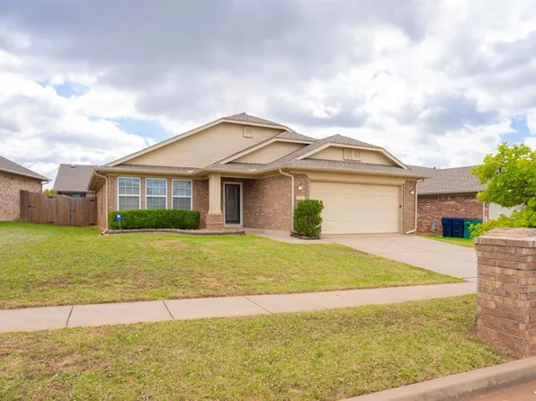 2804 NW 186th St, Edmond, OK 73012