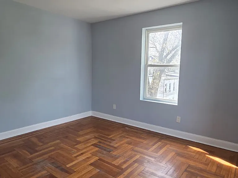 6 N 21st St #34 — Photo 7