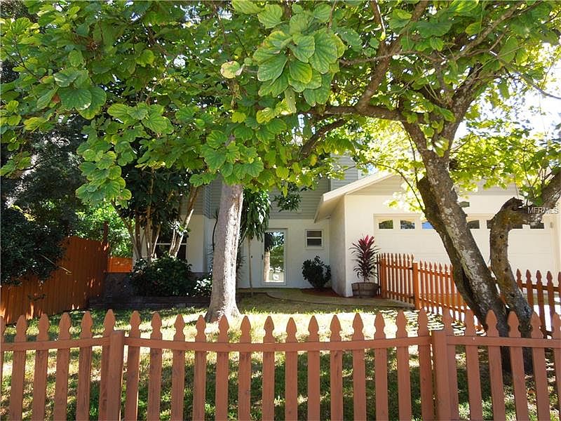 1st image of 3119 Cambridge Dr