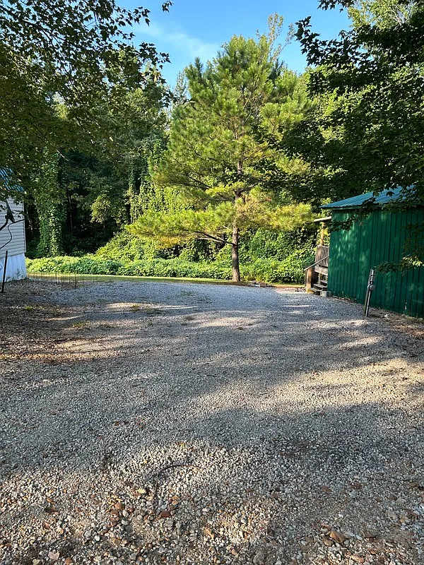 Studio, 100 sqft, $450 — Photo 1
