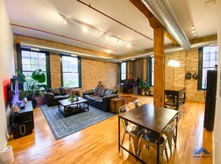 845 W Fulton St #206, Chicago, IL 60607