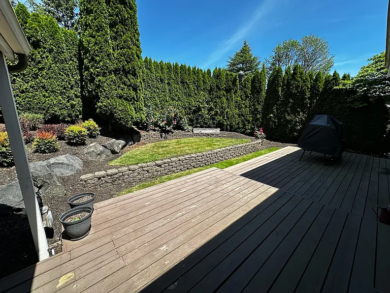 21 Britten Ct — Photo 33