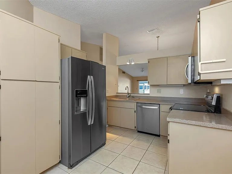 3121 Beecher Dr E #A — Photo 19