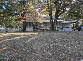 2063 Cedar Grove Rd, Leeds, AL 35094