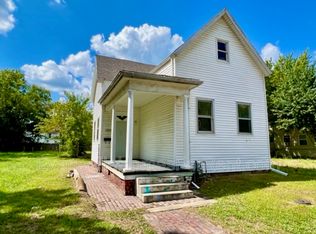 1004 N 4th Ave, Evansville, IN 47710