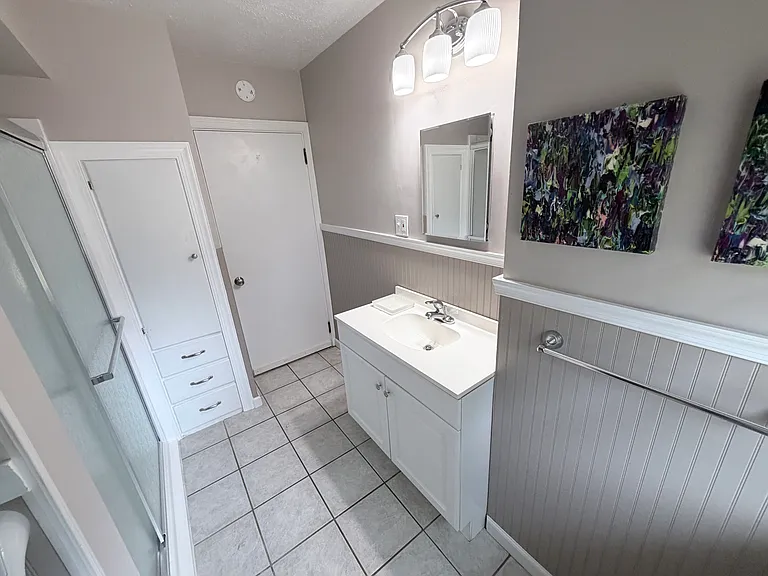 143 E Lincoln Ave — Photo 14