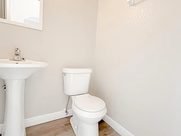 4002 SW Jarmer Rd — Photo 21
