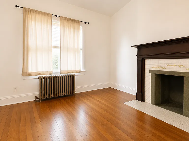 5842 Douglas St — Photo 7