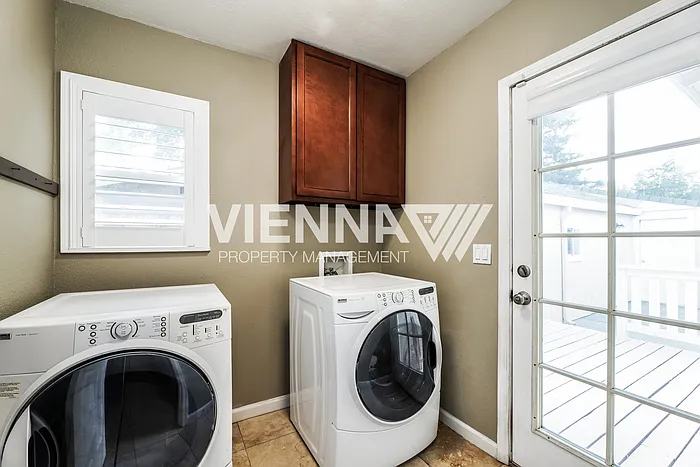 5435 Kenneth Ave — Photo 13