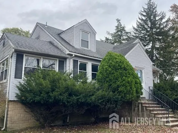 6 Gates Ave, East Brunswick, NJ 08816