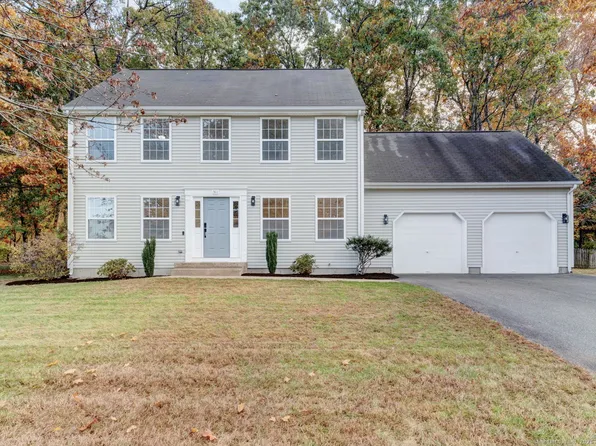 311 Meadowbrook Drive, Manchester, CT 06042
