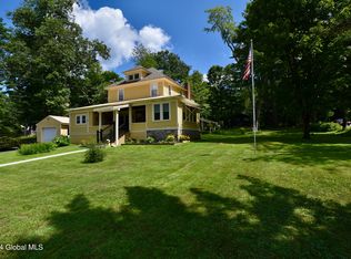 218 Lake Ave, Lake Luzerne, NY 12846
