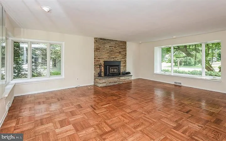 8104 Heacock Ln — Photo 5