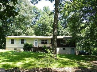 2770 Pine Tree Rd, Spring Grove, PA 17362